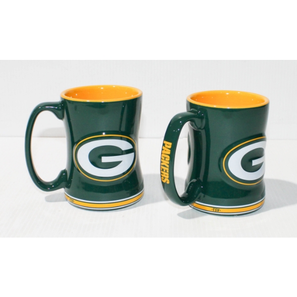 2 NFL GREEN BAY PACKERS COFFEE MUGS
