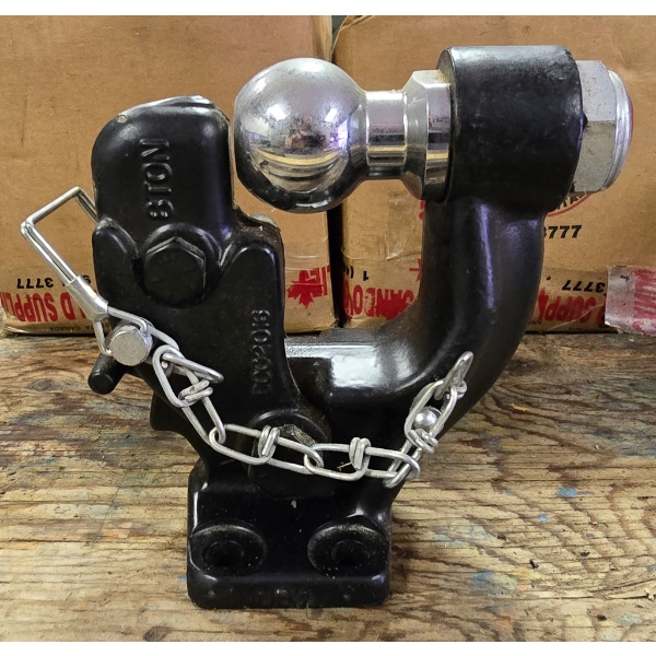 8 TON TRAILER HITCH
