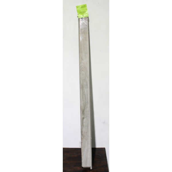 2 HL FLUSH MOUNT STAIR NOSING - MAINE