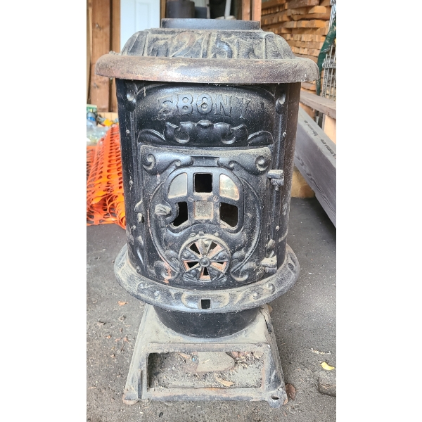VINTAGE EBONY WOOD STOVE 