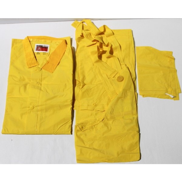 NEW MEN'S STORM MASTER RAINCOAT OVERALLS & HAT
