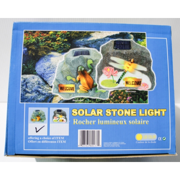 NEW WELCOME SOLAR STONE LED LIGHT - W/ FROG