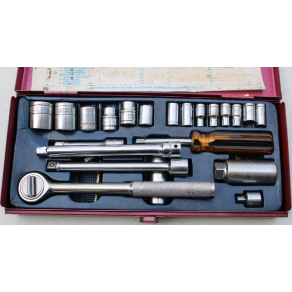 1/4" & 3/8" DRIVE SOCKET WRENCHES