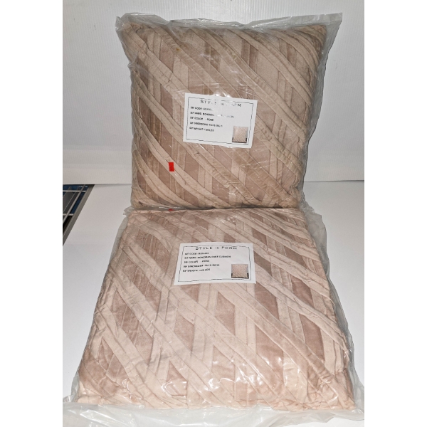 TWO STYLE IN FORM, THROW PILLOWS