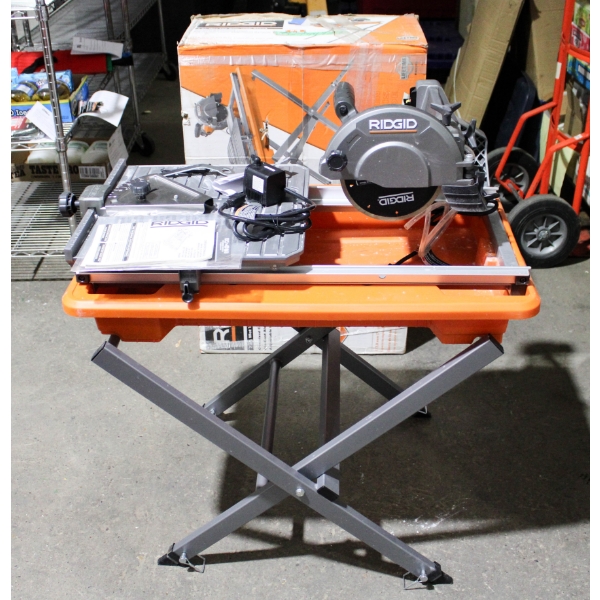 RIDGID 7" WET TILE SAW W/ STAND - MODEL R4030