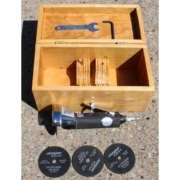 3" PNEUMATIC CUT-OFF TOOL W/ WHEELS & BOX
