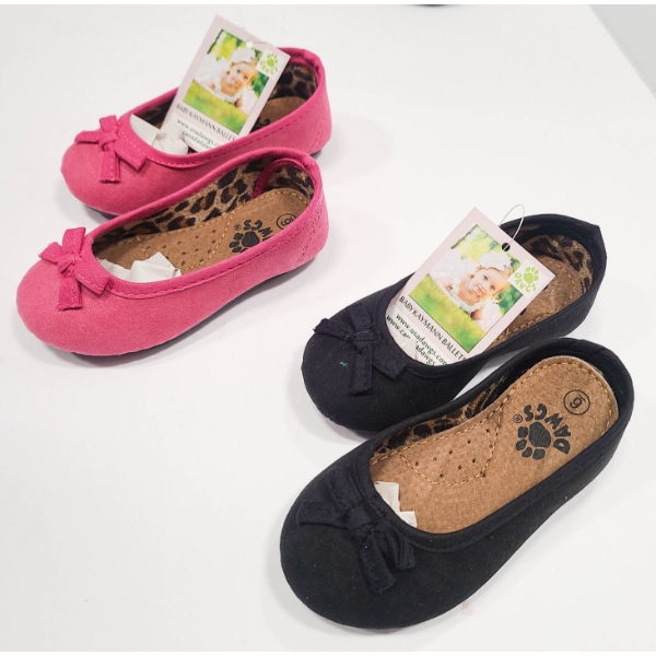 2 NEW DAWGS TODDLER BALLET STYLE SHOE - SIZE 6