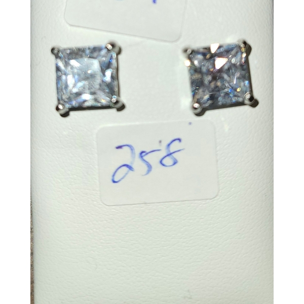 .925 SILVER CUBIC ZIRCONIA EARRINGS 9MM PER