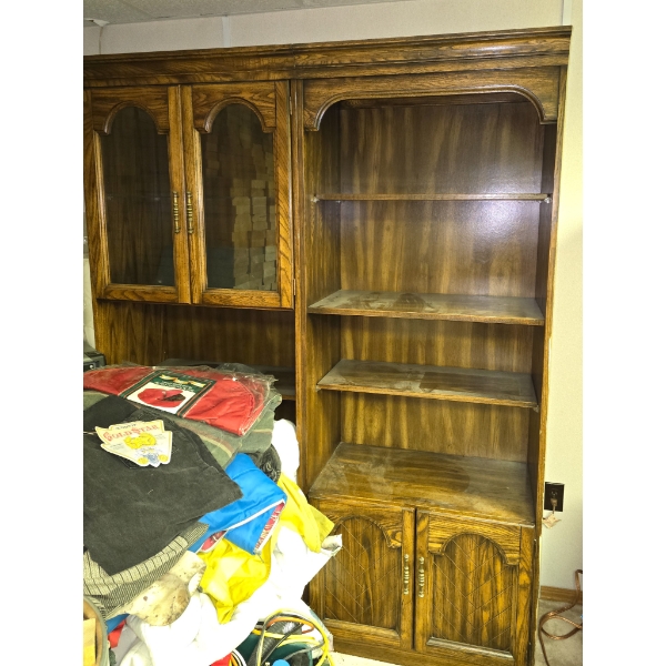 LARGE BOOK SHELF / STORAGE HUTCH