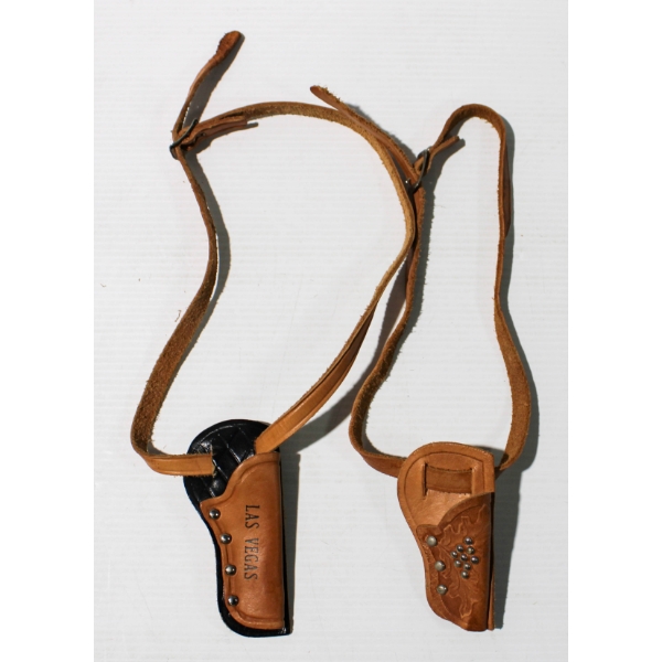 2 CHILDREN'S LEATHER PISTOL TOY HOLSTERS