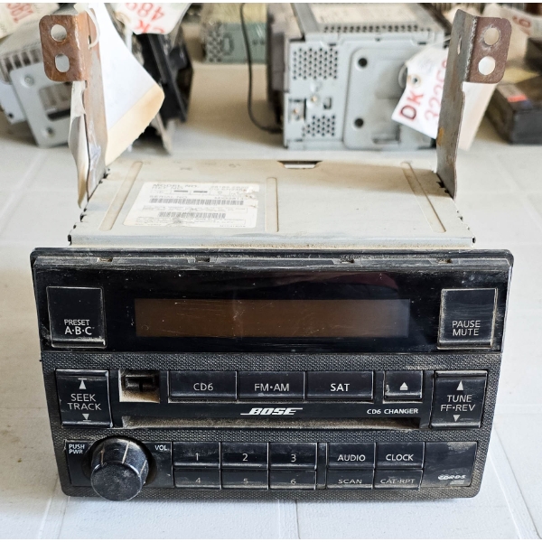 SALVAGED RADIO/ PLAYER FOR 2005 ALTIMA (BOSE)