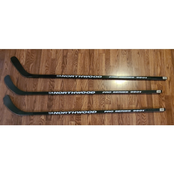3 NEW NORTHWOOD PRO SERIES 9901 HOCKEY STICKS 