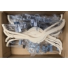 Image 1 : BOX OF VELVET SUIT HANGERS