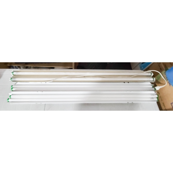 3 SHOP WORK LIGHT BALLAST W/ EXTRA TUBES & COVER