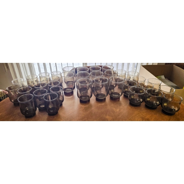 LARGE SMOKY GLASS DRINKING GLASS SET
