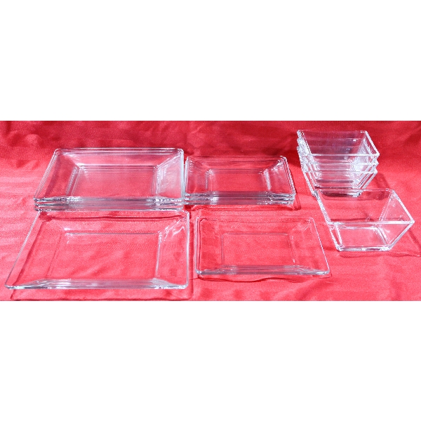 12 PC GLASS SQUARE DINNERWARE SET INCL. PLATES BOWLS ETC.