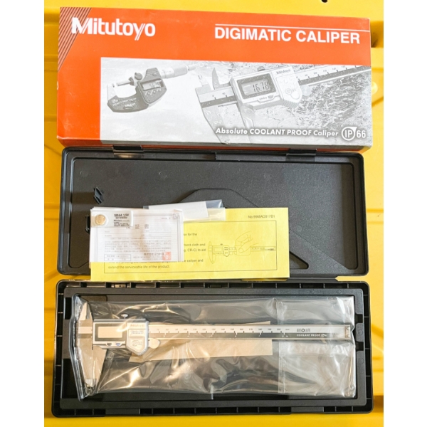 NEW MITUTOYO DIGIMATIC CALLIPER