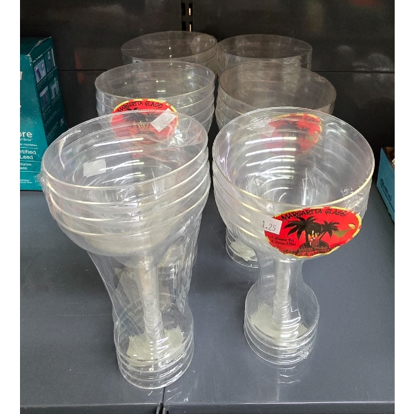 6 X 4 PLASTIC MARGARITA GLASSES