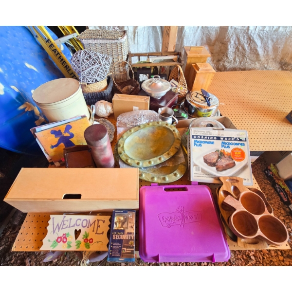 ASSORT. WOODEN CONTAINERS, WICKER BASKETS AND ESTATE GOODS