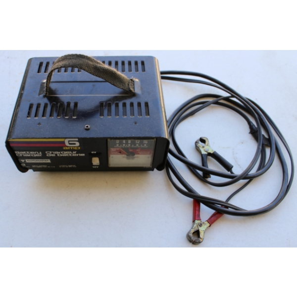 6 AMP MOTORMASTER BATTERY CHARGER