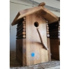 Image 1 : LOG CABIN THEMED BIRD HOUSE