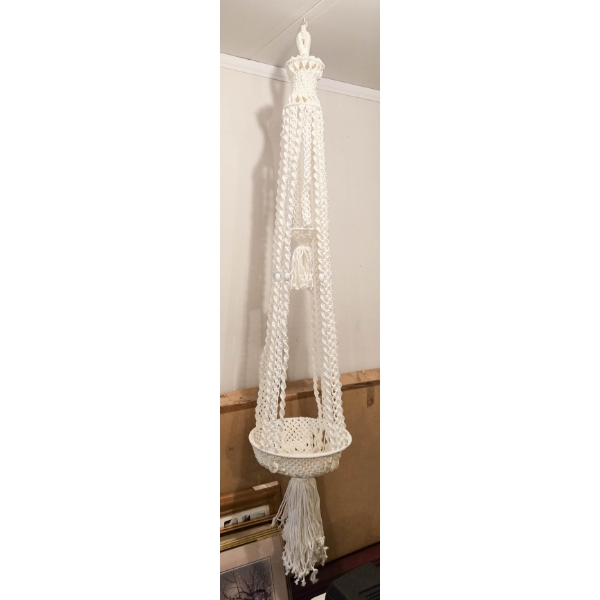 VINT. ROPE HANGING PLANT POT HOLDER