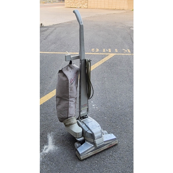 KIRBY INDUSTRIAL GENERATION 3 VACUUM