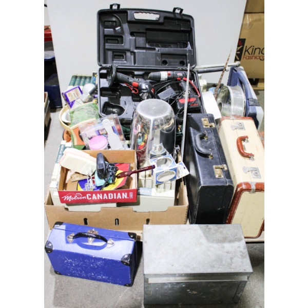 PALLET OF ESTATE ITEMS