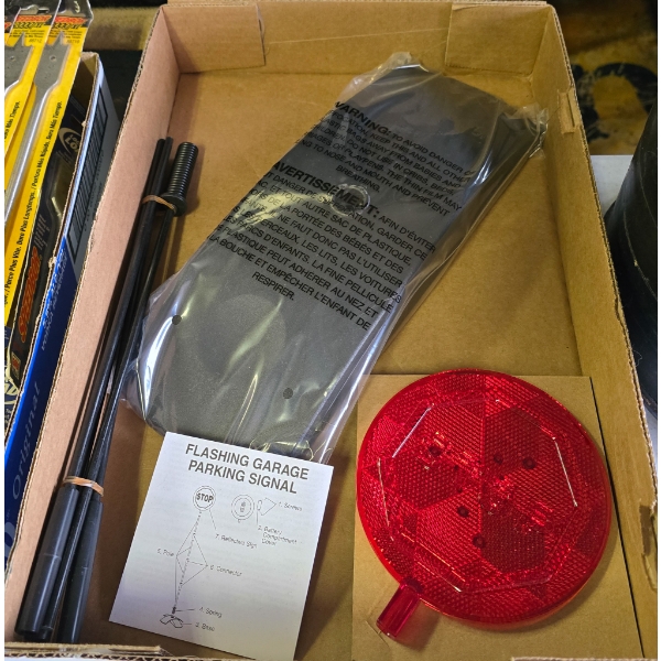 NEW FLASHING GARAGE PARKING SIGNAL