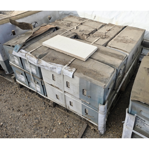 PALLET OF HIGH END DECO FLAT STONES FOR WALLS