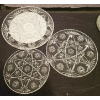 Image 1 : 3 DECORATIVE SERVING TRAYS