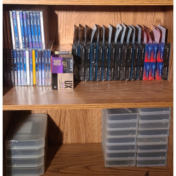 SEALED DVD-R & CASSETTES