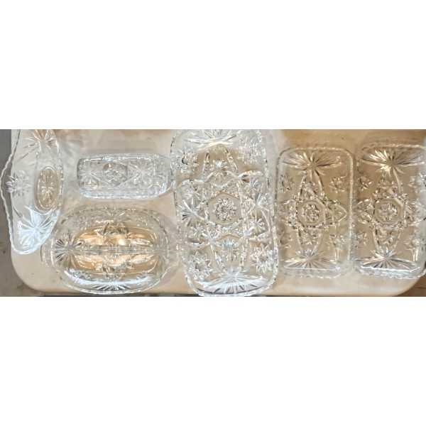 VINTAGE ANCHOR HOCKING EARLY AMERICAN SERVING DISHES