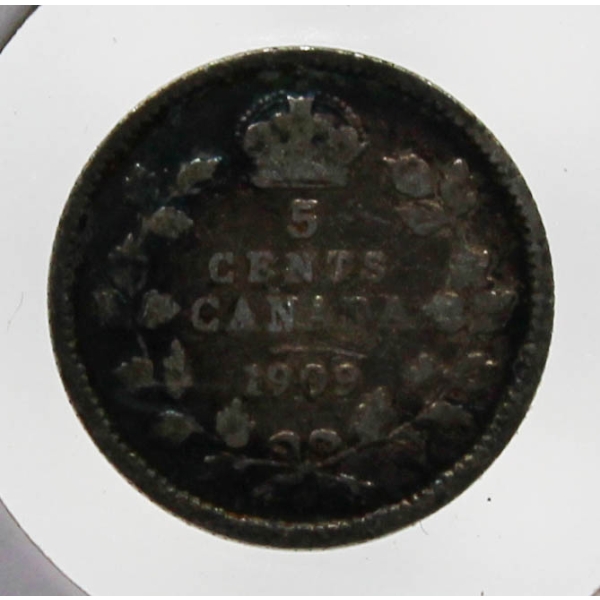 1909 CANADIAN SILVER 5 CENT COIN