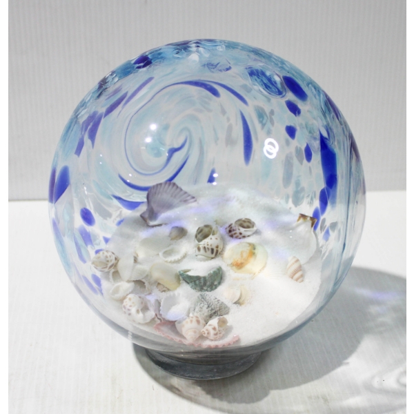 8" ART GLASS SAND & SEA GLOBE 