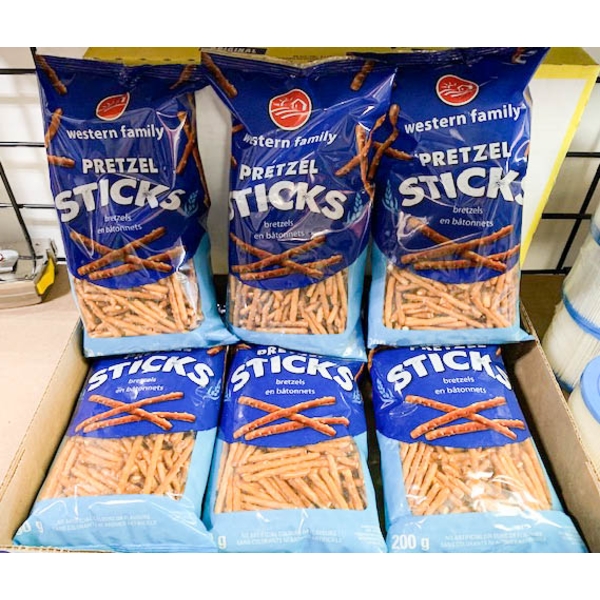 6 X 200G PRETZEL STICKS - BB 05/2025