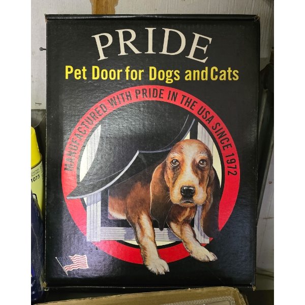 NEW PRIDE PET DOOR FOR CATS / DOGS