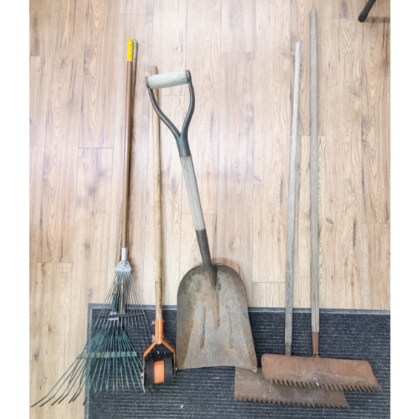 ASST YARD TOOLS & EDGE TRIMMER