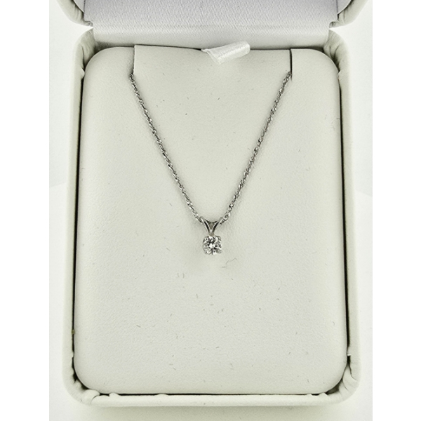 14K WHITE GOLD DIAMOND PENDANT