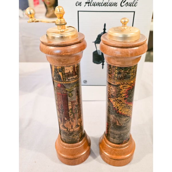 ITALY THEMED SALT & PEPPER SHAKERS