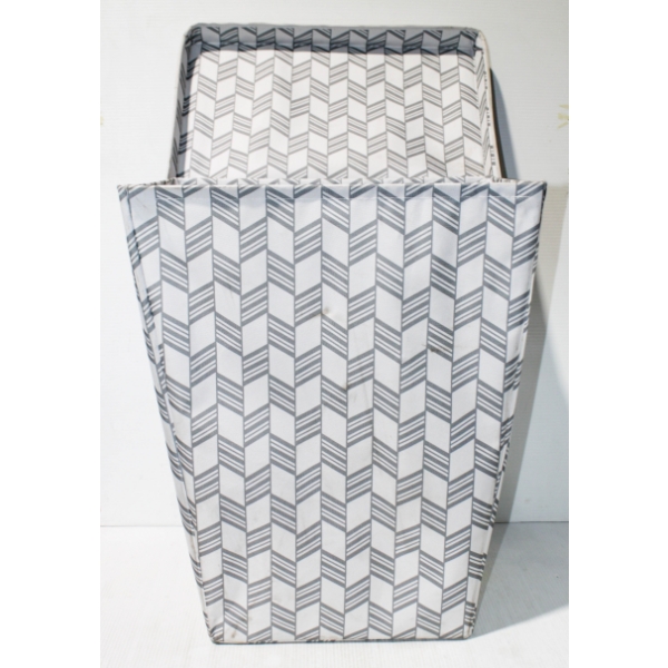 LAUNDRY BASKET 23" H