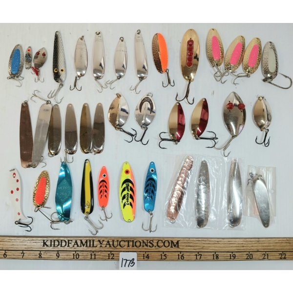 QTY OF FISHING LURES W/ CASE