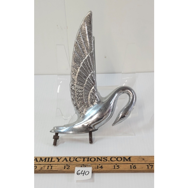 1940'S PACKARD HOOD ORNAMENT