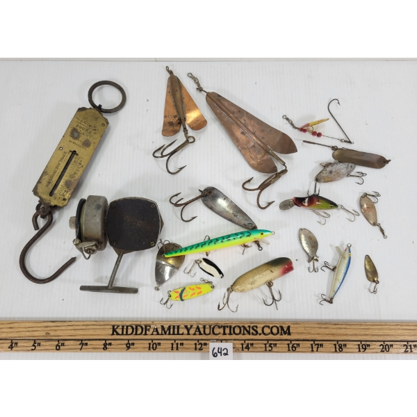 JOB LOT - VINTAGE FISHING ACCESSORIES - INCL REEL, SCALE & LURES