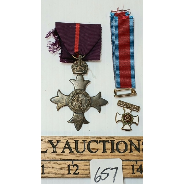 LOT OF 2 - DISITINGUISHED SERVICE ORDER MEDAL & FOR GOD & THE EMPIRE SILVER MEDAL