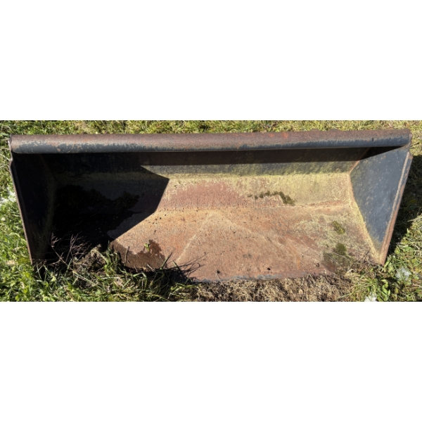 MATERIAL BUCKET - 5 FOOT