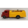 Image 4 : STRUCTO TOYS PRESSED STEEL FUEL TRUCK