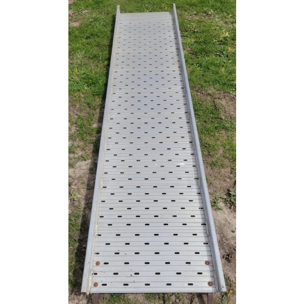 ALUMINUM TRAILER RAMP - 10FT