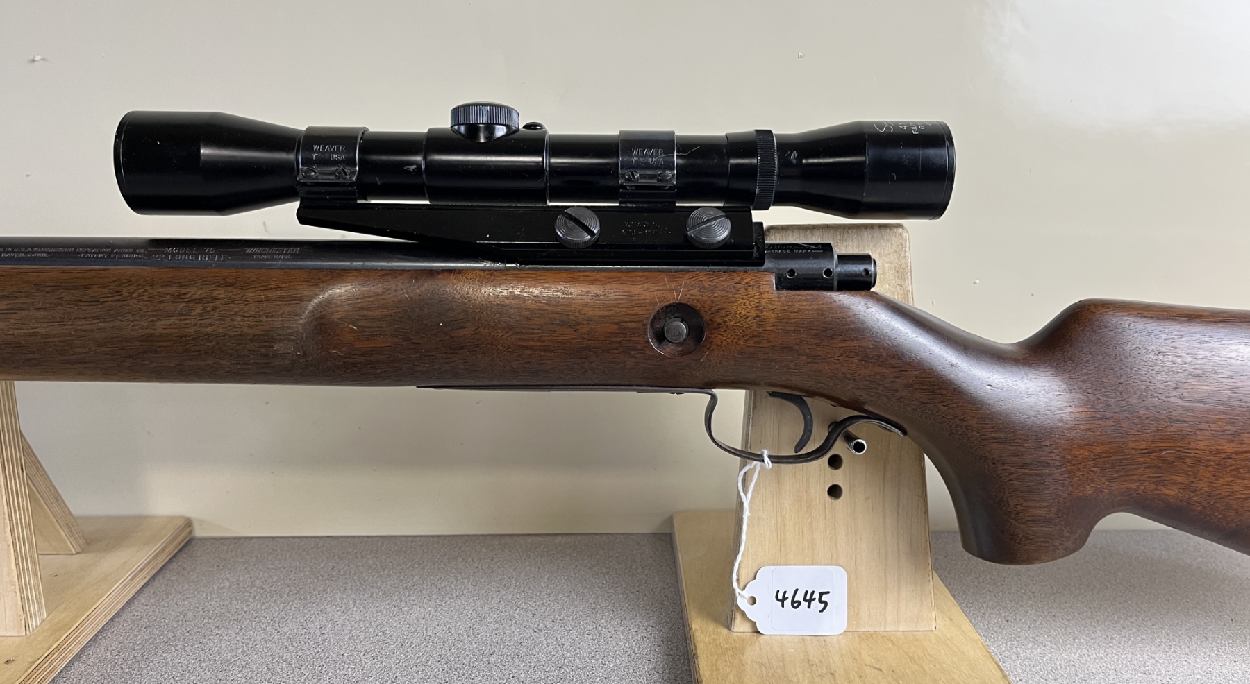 WINCHESTER MODEL 75 IN .22 LR
