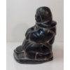 Image 3 : WOMAN WASHING CLOTHES BY SAMUILI ITUKALLA (20TH CENTURY ARTIST) - STONE